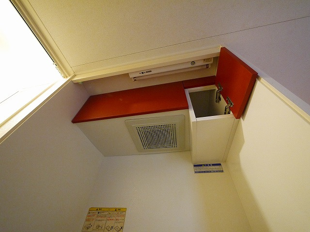 レオパレス千原Ⅱのキッチン|コンパクトなキッチンで掃除もラクラク