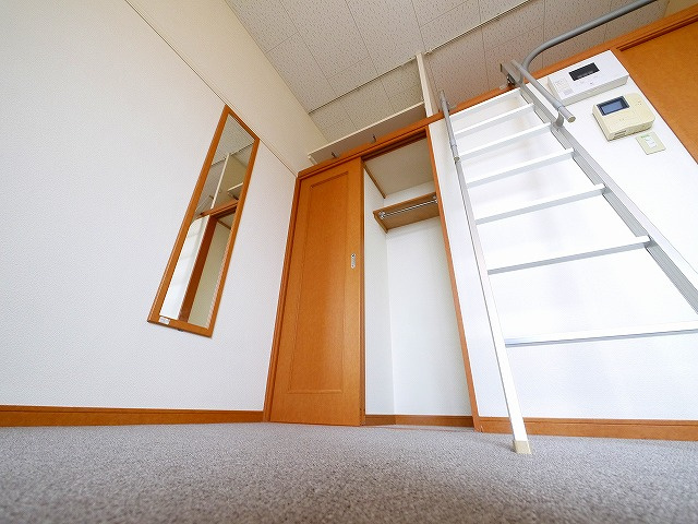 レオパレス千原Ⅱの収納|収納があります