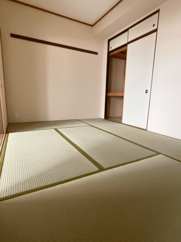 コーシャハイツ中野の和室