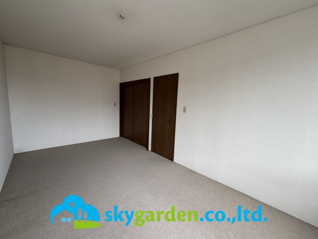 大磯町月京　中古戸建の洋室