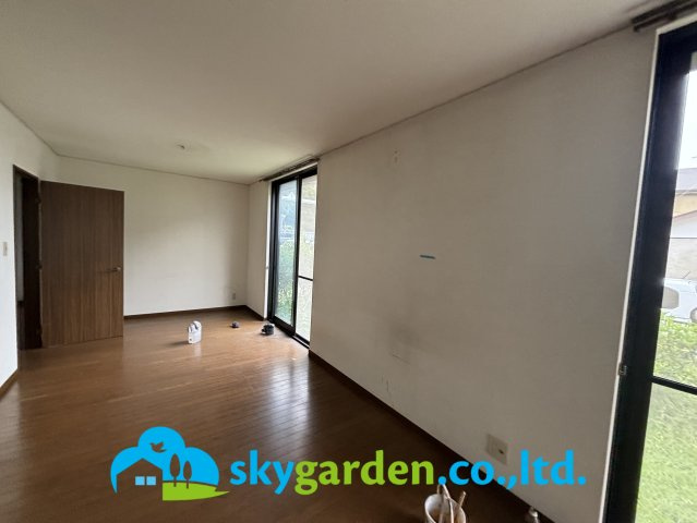 大磯町月京　中古戸建の居間・リビング