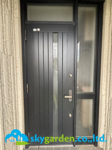 大磯町月京　中古戸建の玄関