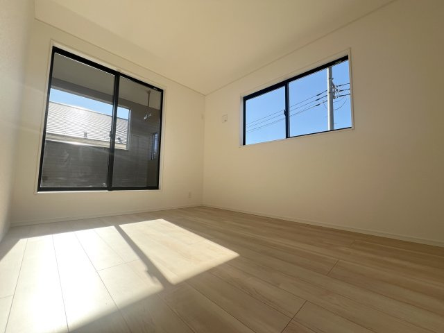 武蔵村山本町3丁目　新築戸建て全6棟の洋室