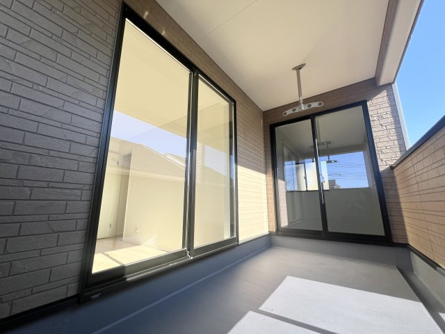 武蔵村山本町3丁目　新築戸建て全6棟のバルコニー