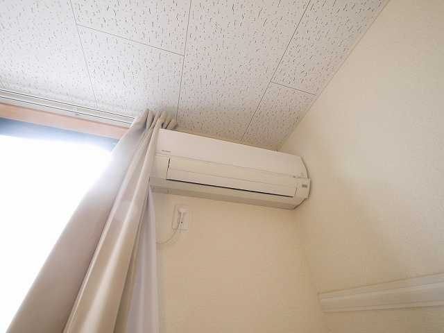 レオパレス西大寺ＬＲのその他|エアコン