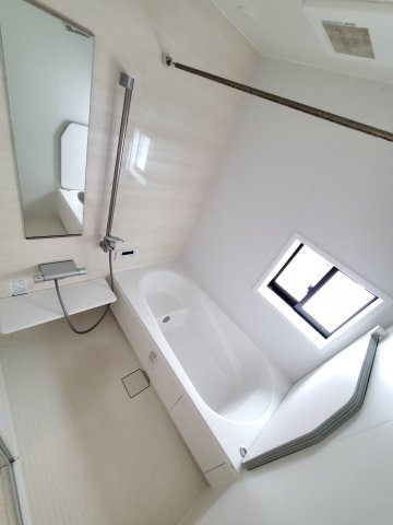 三郷市　彦野1丁目　　中古戸建の浴室|お風呂で日々の疲れを落としましょう