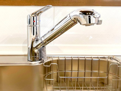 【設備】 | 浄水器一体型なのでウォーターサーバーを設置しなくても手軽に安全でおいしいお水が利用できます。