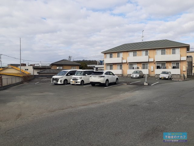 黒田店舗駐車場の駐車場|※地震前の写真です