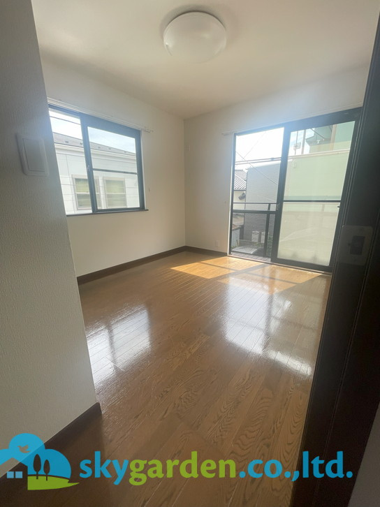 茅ヶ崎市共恵2丁目　中古戸建の洋室