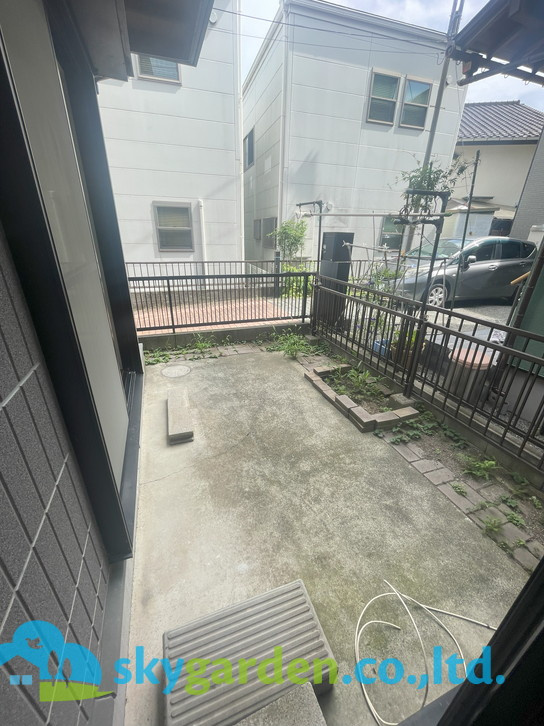 茅ヶ崎市共恵2丁目　中古戸建の庭