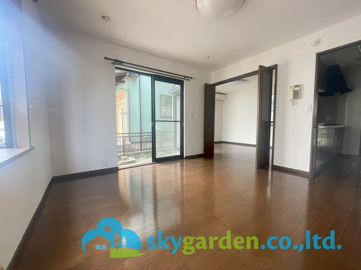 茅ヶ崎市共恵2丁目　中古戸建の居間・リビング