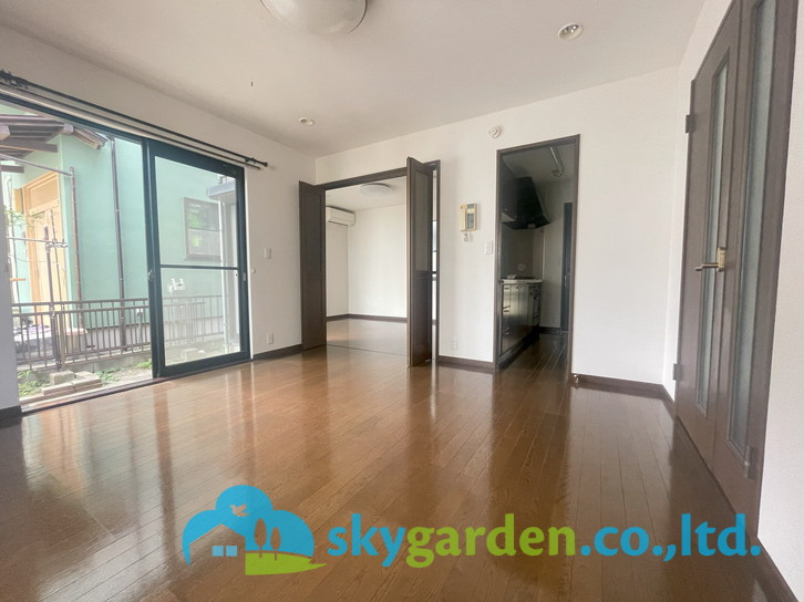 茅ヶ崎市共恵2丁目　中古戸建の居間・リビング