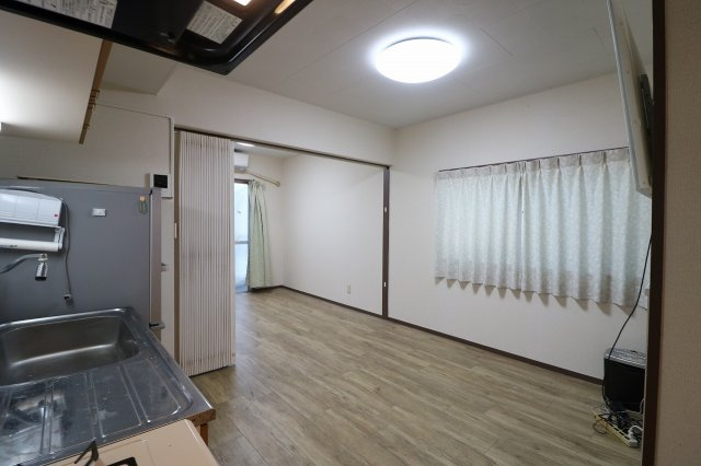 丸美タウンマンション亀城の居間・リビング