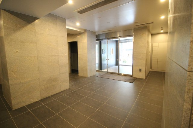 オープンレジデンシア錦糸町のエントランス