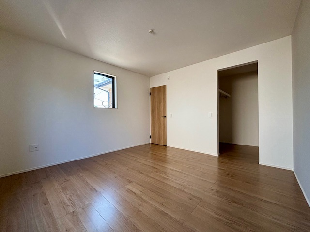 久留米市合川町5期　全2棟の洋室