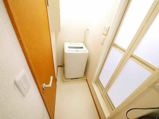 レオパレスメルベーユ西大寺の設備|室内洗濯機置き場