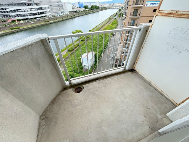 メゾンサクラ9のバルコニー