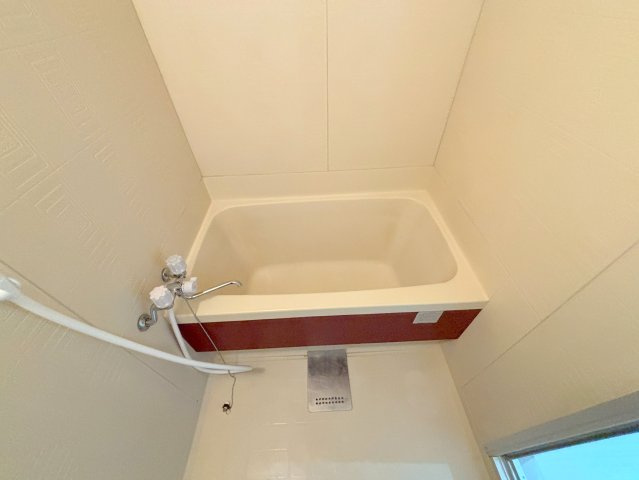 メゾンサクラ9の浴室