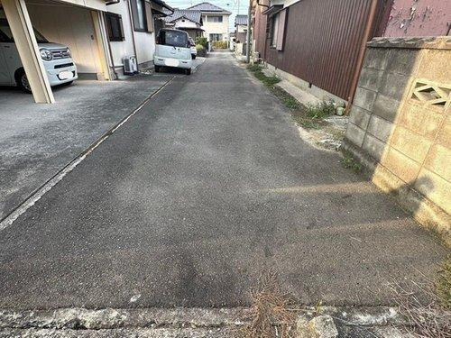 下泉町１丁目　売土地の前面道路含む現地写真|前面道路含む現地写真
