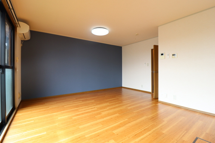 エバーグリーン　Aの居間・リビング