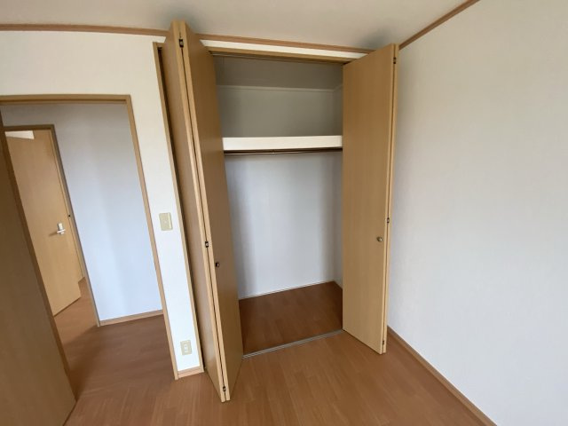 アルターナ英賀保の収納