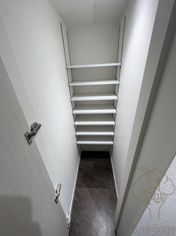 レオンコンフォート十三の玄関
