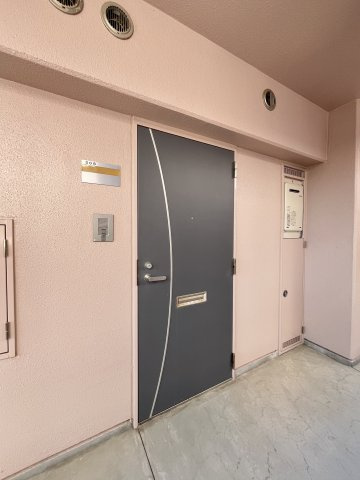 三記ぎおんの玄関