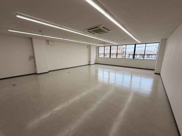 浜北中央ビルの内装