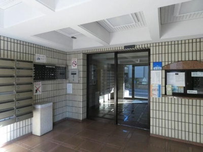 【エントランス】 | ライオンズマンション中野大和町