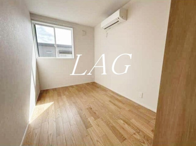 【寝室】 | 小金井市東町3丁目戸建 | 寝室です。