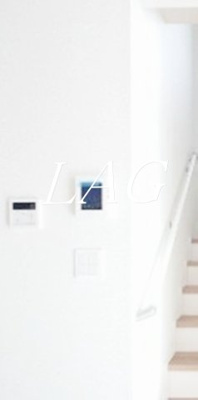 【セキュリティ】 | 小金井市東町3丁目戸建 | モニター付きインターフォンです。