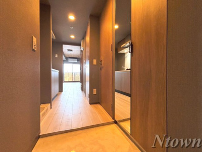 【玄関】 | エステムコート名古屋新栄Ⅵ アートテラス | きれいな玄関です