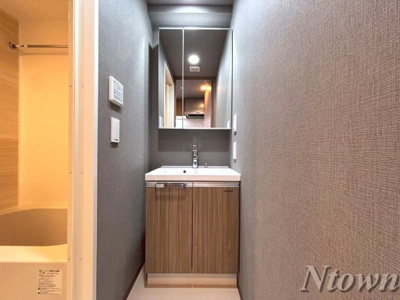 【独立洗面台】 | エステムコート名古屋新栄Ⅵ アートテラス | 独立洗面台、朝の身支度には欠かせません