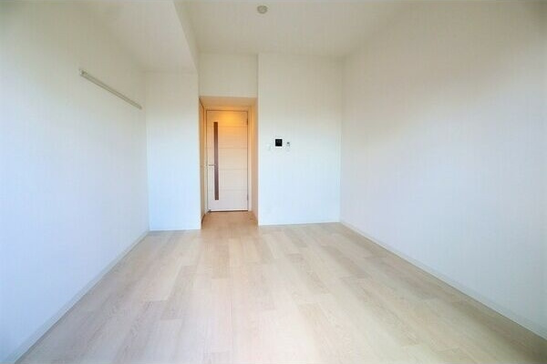 オークスクエア吹上の居間・リビング