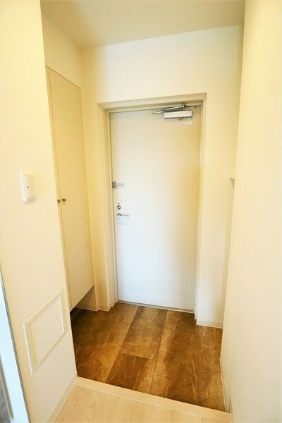 オークスクエア吹上の玄関