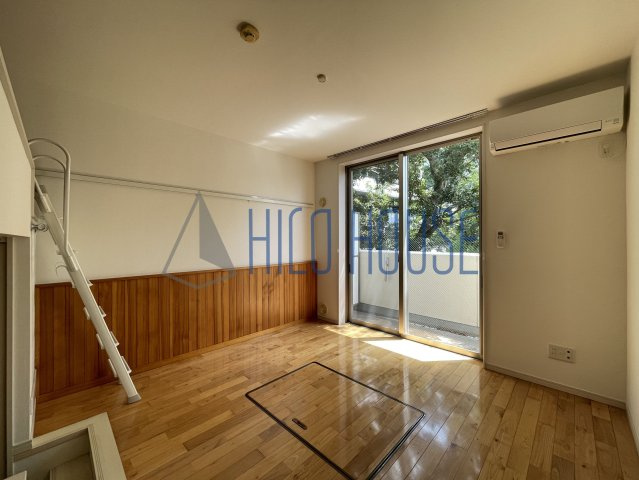 ルネス　カシーラの寝室