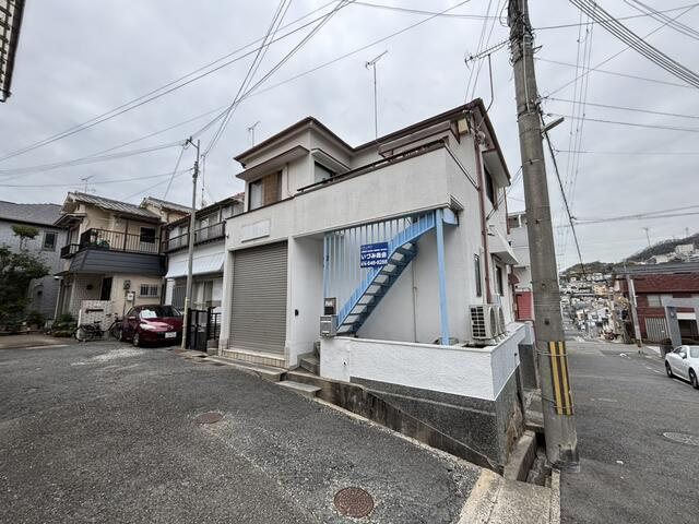 大塚町６丁目駐車場付き１階店舗