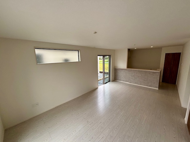 久留米市荒木町白口2期　全3棟の居間・リビング