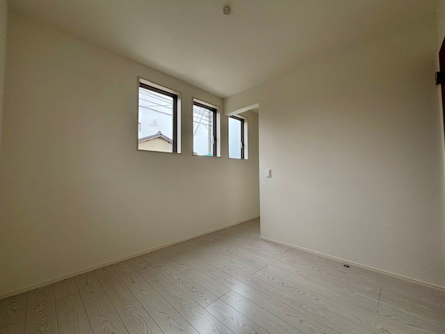 久留米市荒木町白口2期　全3棟の洋室