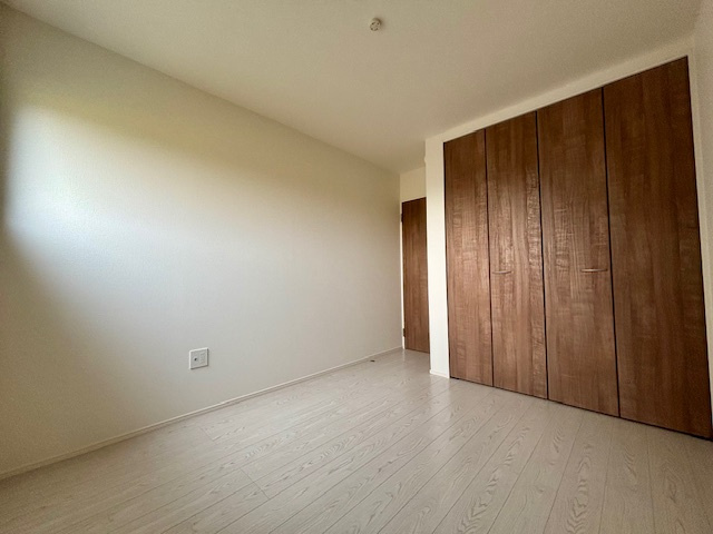 久留米市荒木町白口2期　全3棟の洋室