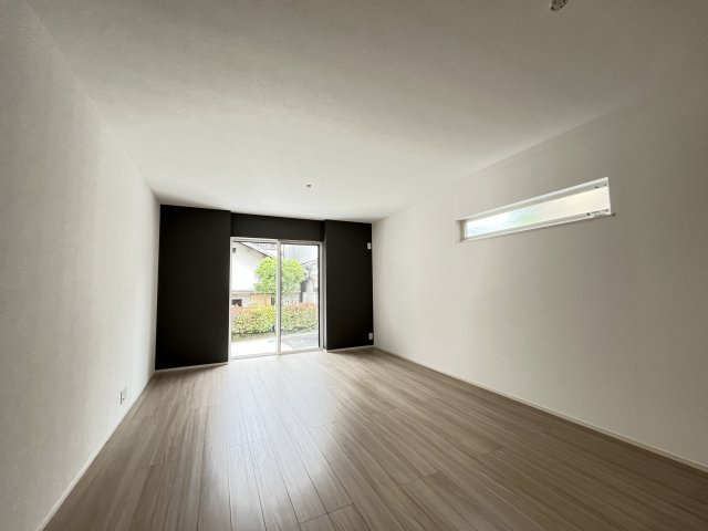 「神戸市東灘区新築一戸建」東灘区岡本の居間・リビング|ゆったりとした居間です