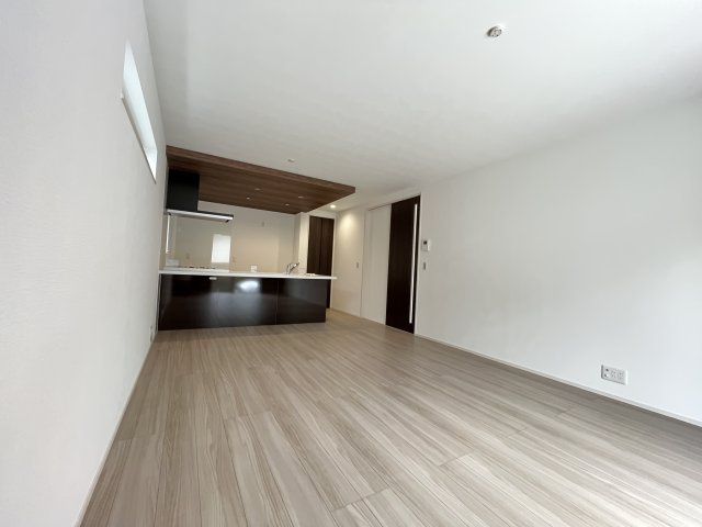 「神戸市東灘区新築一戸建」東灘区岡本の居間・リビング|居間です