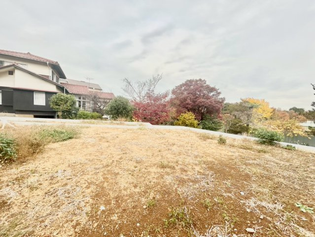 杉並区成田西3丁目　建築条件なし売地　全2区画の外観|2025.11.27撮影

現地ご見学希望・資料請求などお気軽にお問い合わせ下さい！
03-5990-5201