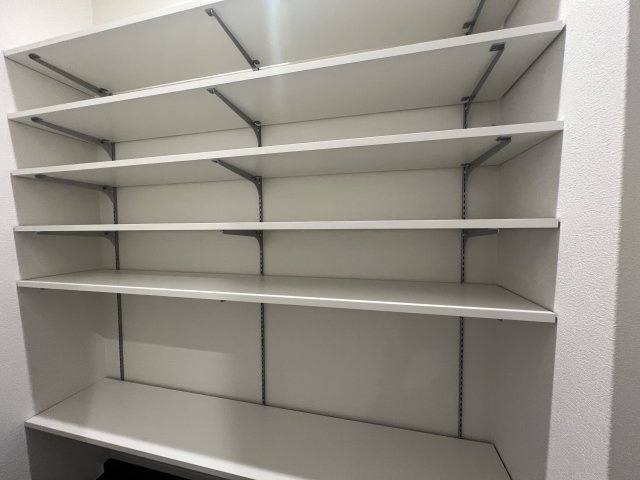 オール電化は安心です！【麻生区東百合丘】リフォーム中古戸建の収納|収納スペース豊富です