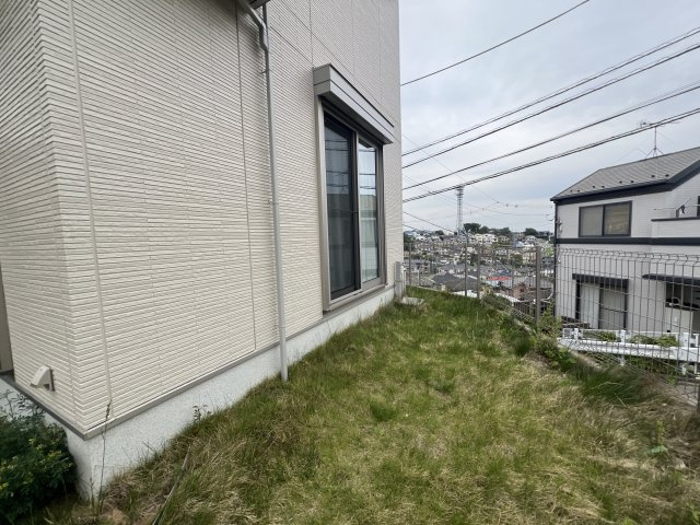 オール電化は安心です！【麻生区東百合丘】リフォーム中古戸建の庭|お庭です
