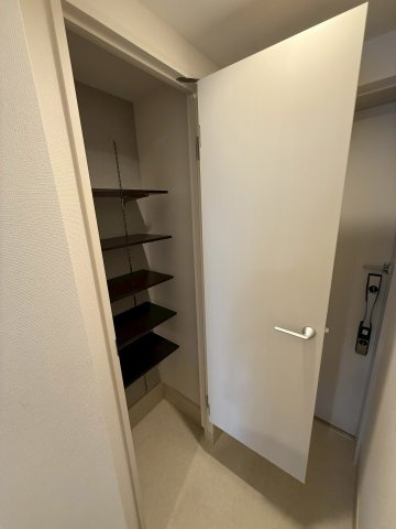 リブリ・新検見川Ⅱの収納