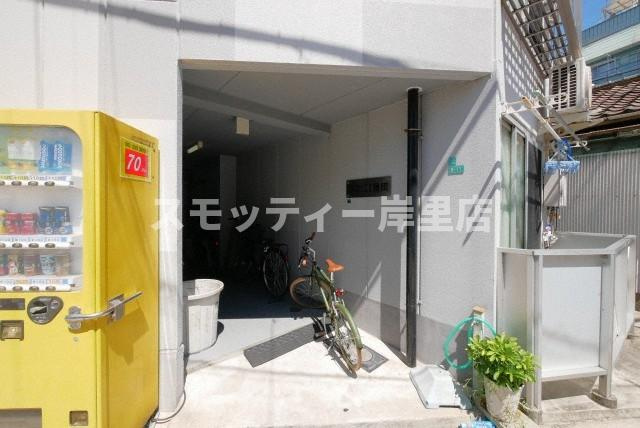住之江I番館のエントランス