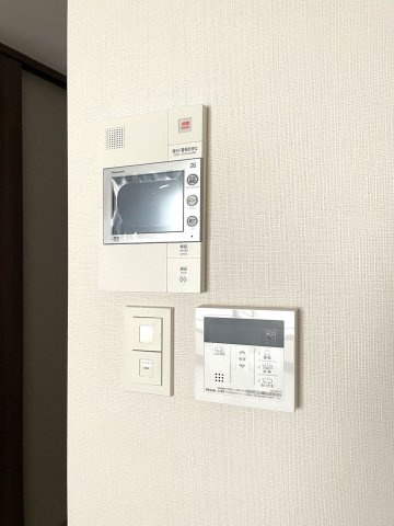 【セキュリティ】 | Maison de R 東比恵 | 別号室の写真になります。現況優先。