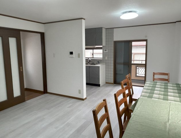 堺市堺区新在家町東4丁戸建の居間・リビング|ダイニング・キッチン