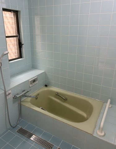 堺市堺区新在家町東4丁戸建の浴室|浴室